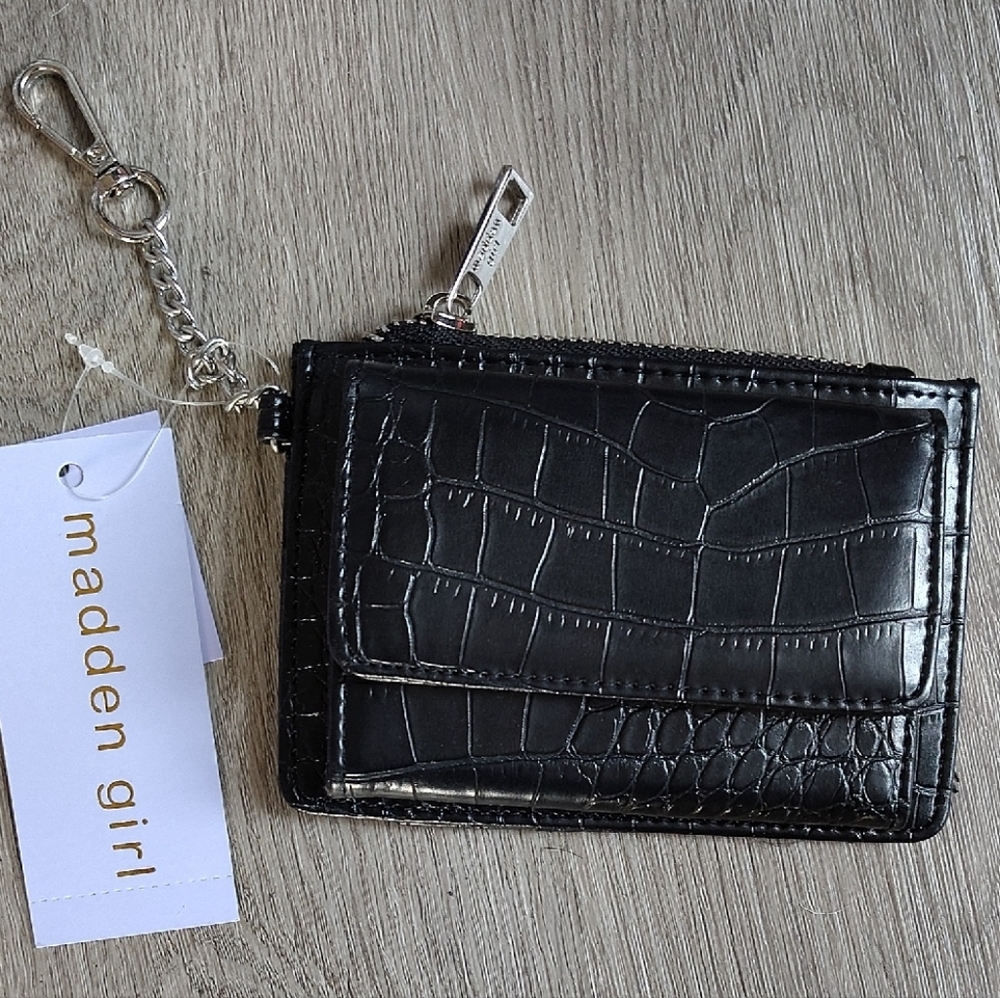 🚚MOVE SALE🆕'On the Go' Black Croc-Embossed Zippered Card Slot Wallet NWT